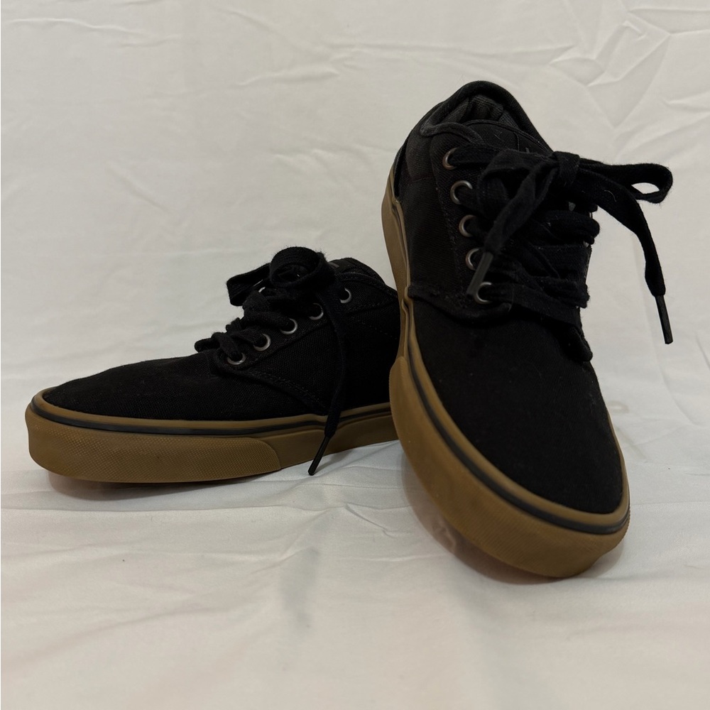 Vans Black Lace Up Canvas Sneakers with Tan Soles Size 8 men